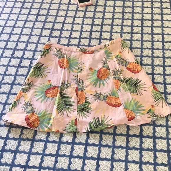 Wallpapr Women’s M/L Pink Pineapple Two Piece Set Crop Top & Skirt Palm Fronds - Picture 3 of 9